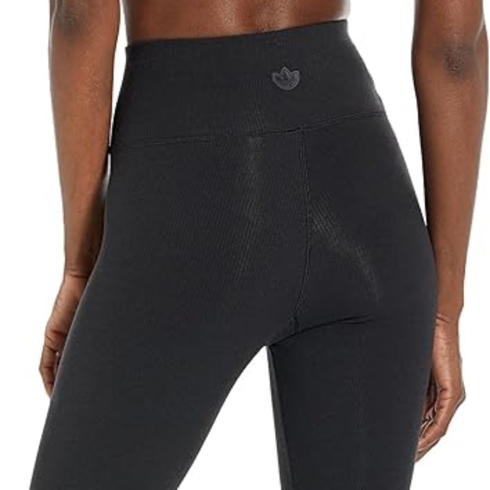 Adidas Originals | Ribbed Black Leggings (XS) - Picture 1 of 7